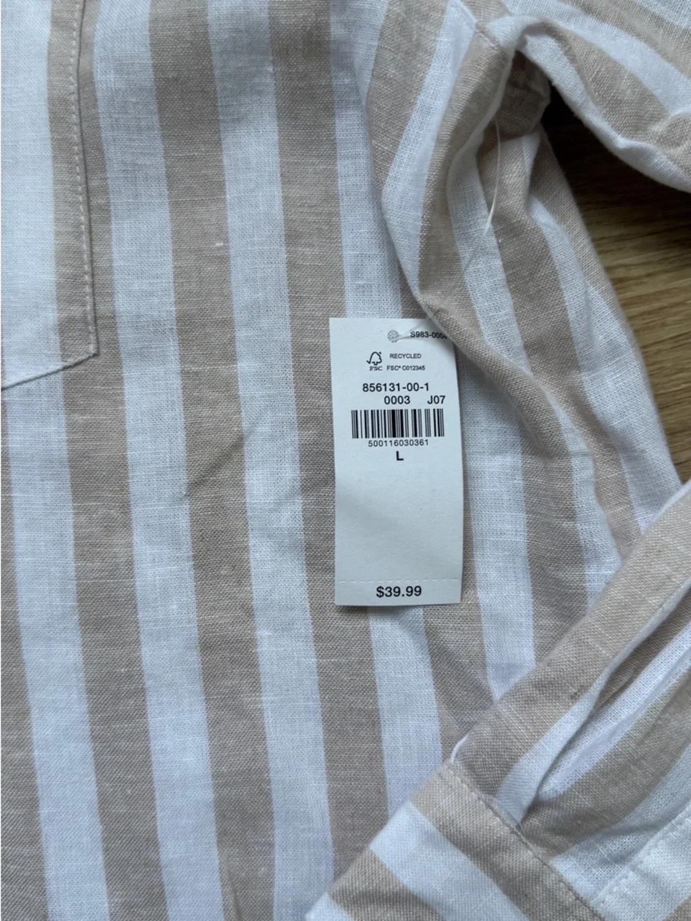 Old Navy Linen Blend Striped Boyfriend Button Down Shirt in Tan and White - Picture 7 of 7